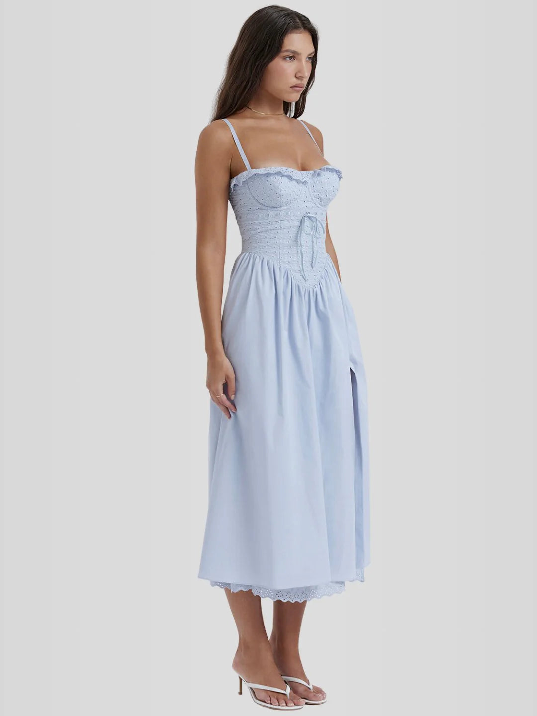 Vestido bustier midi com corte na lateral celestial jasmine