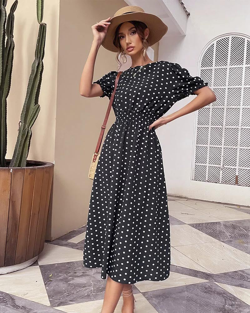Vestido midi estampado poá cintura elástica manga curta