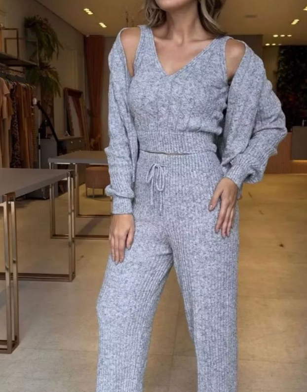 Conjunto de Tricô com 3 Peças