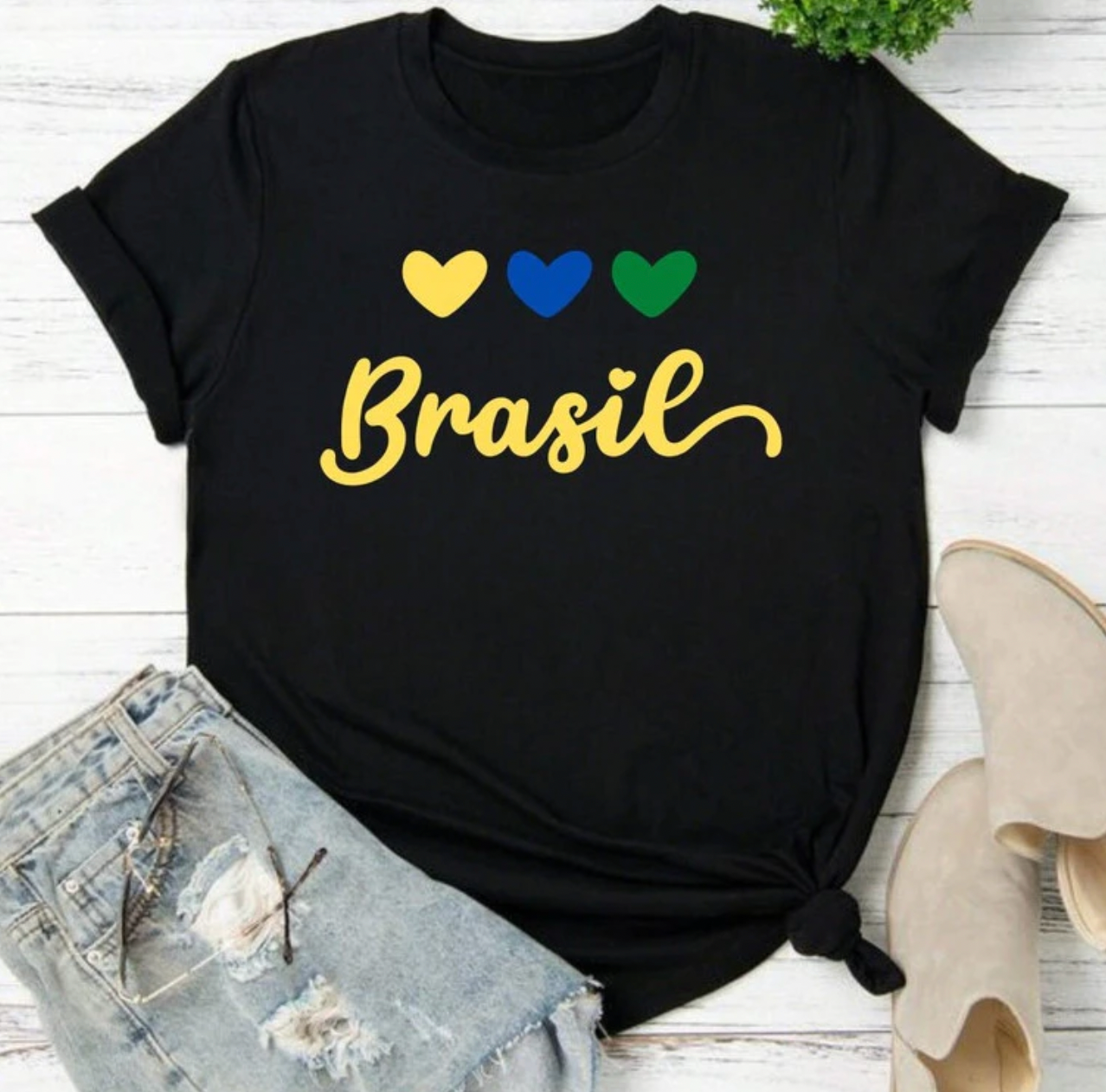 Camiseta Brasil Coração Preta