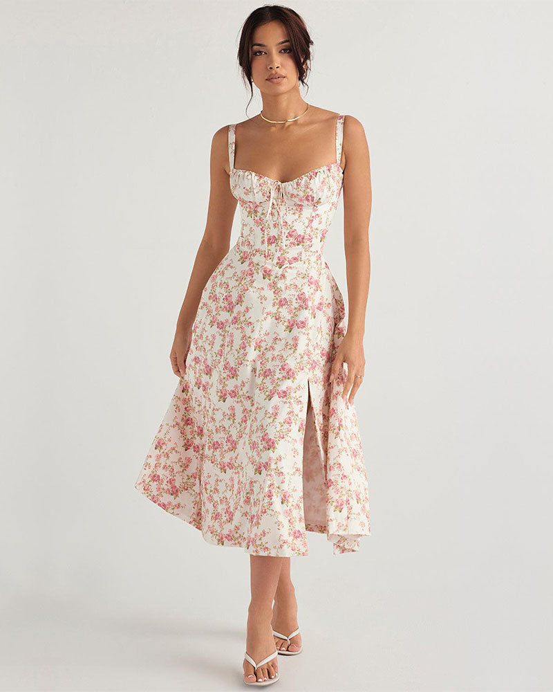 Vestido longo floral com corte lateral e alças finas